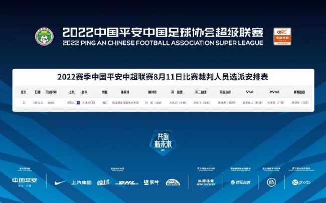 ” 贾斯汀·比伯纪录片首映 小天王黑超遮面吻母亲 2013-12-19 当地时间12月18日，洛杉矶，贾斯汀·比伯第二部音乐纪录片《贾斯汀·比伯：信念》举行首映仪式，比伯黑超遮脸，身穿红色休闲西装搭配白衬衣亮相。