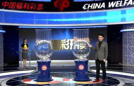 红军的到来，如一道光照亮了他闭塞的世界，让他看到了一群“为天下老百姓打天下”的人，于是他毅然蜕下僧袍，加入红军，踏上了举世瞩目的两万五千里长征。